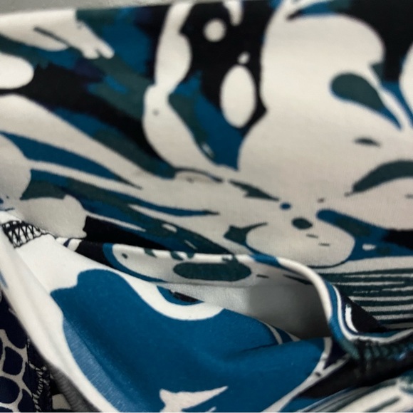 NWOT Free People Never Better Printed Run Shorts in Blue Koi Fish - XS - Picture 9 of 11